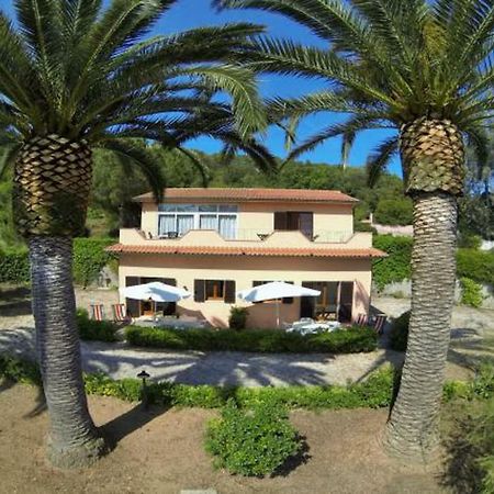 Villa Vanna Trilo -Quadrilocale كابوليفيري المظهر الخارجي الصورة