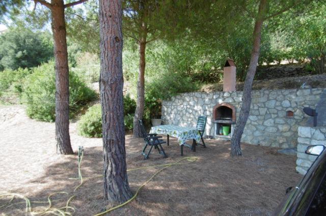 Villa Vanna Trilo -Quadrilocale كابوليفيري المظهر الخارجي الصورة